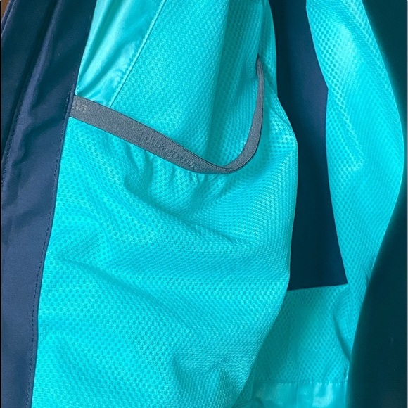 Patagonia Coat - Picture 10 of 15